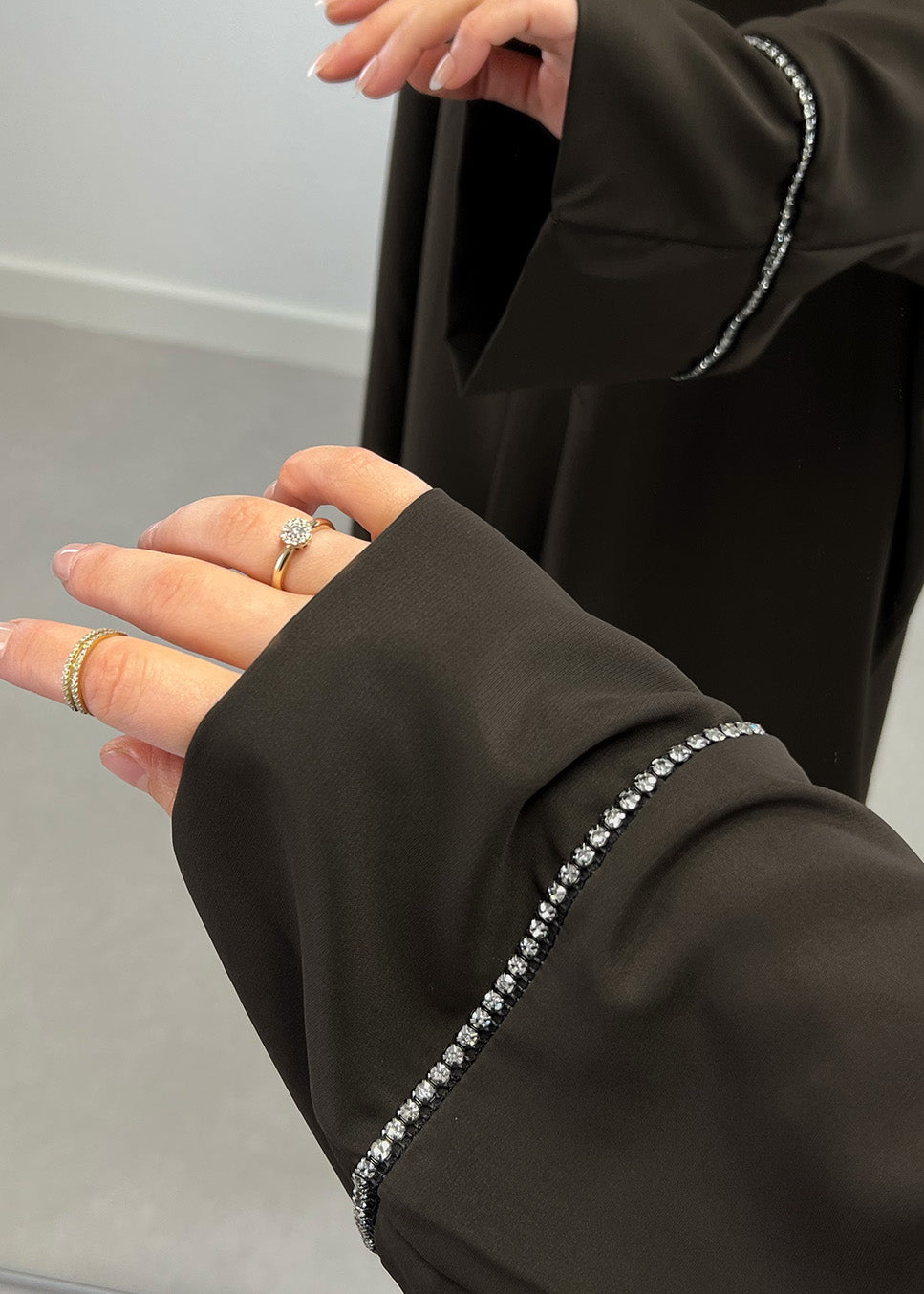 Abaya Set mit Strass-Details Braun