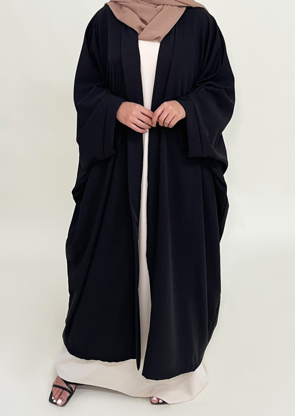 Kimono Raihana Schwarz