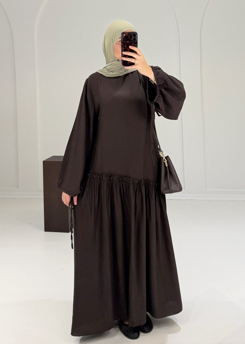 Maxikleid mit Volant & Bindedetail